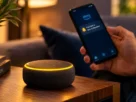 Descubra o que significa a alexa com luz amarela o que significa no anel de LED do alto-falante inteligente sobre a mesa